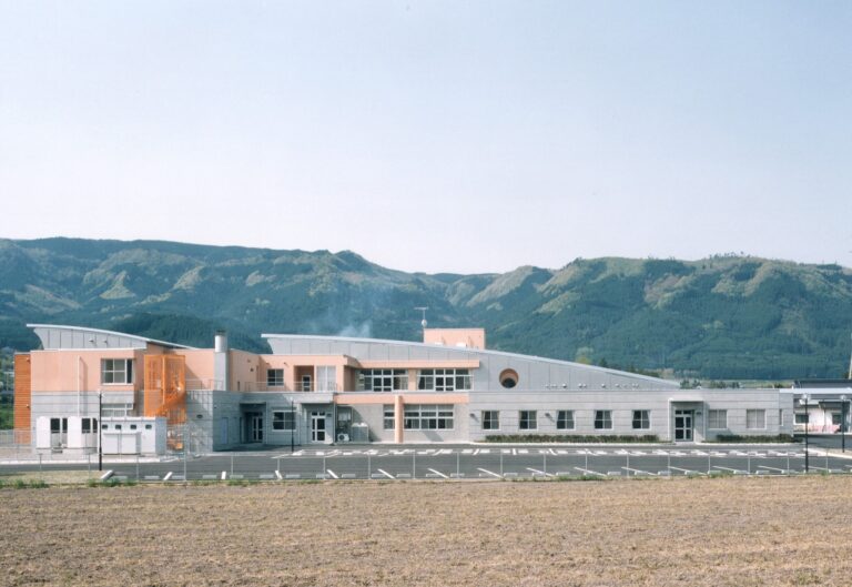 玖珠郡医師会立老人保健施設新築工事